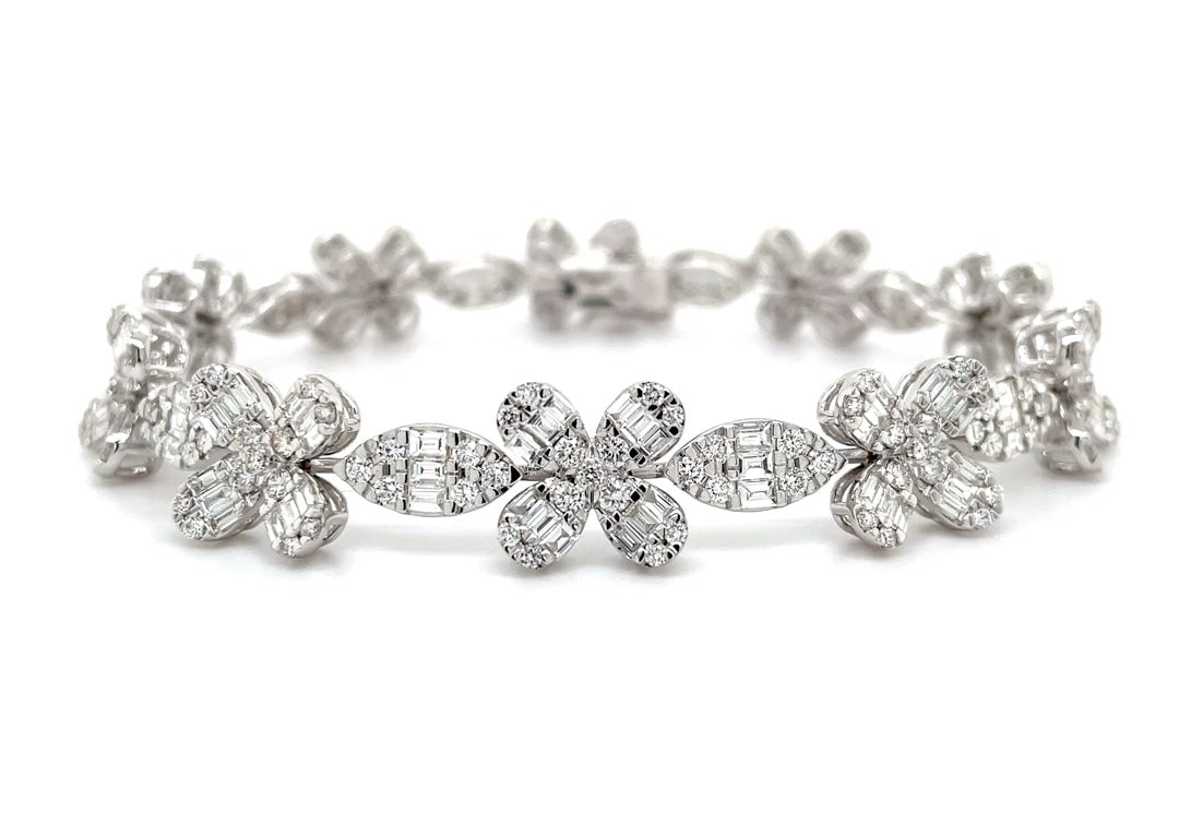 Four-Leaf Flower and Marquise Baguette Diamond Bracelet Diamonds House