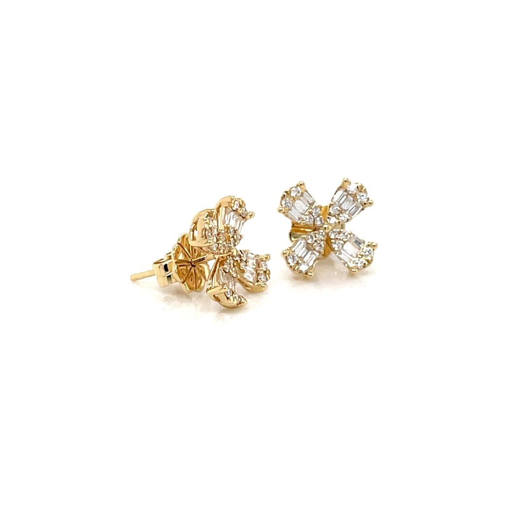 Four-Petal Baguette Diamond Stud Earrings in Yellow Gold Diamonds House